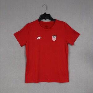 USA Soccer Shirt Womens Large Red Nike Dri Fit Short Sleeve Tee Soccer Legend